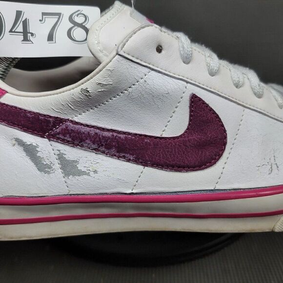 Nike Sweet Classic Shoes Womens Sz 11 White Pink Low Top Sneakers - Picture 2 of 11